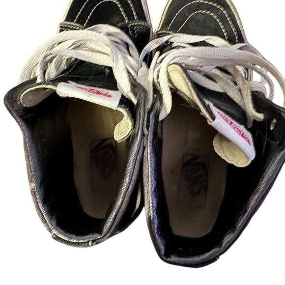 Vans High Top Sneaker - Picture 4 of 7